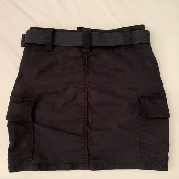 Garage Skirt - Picture 2 of 2